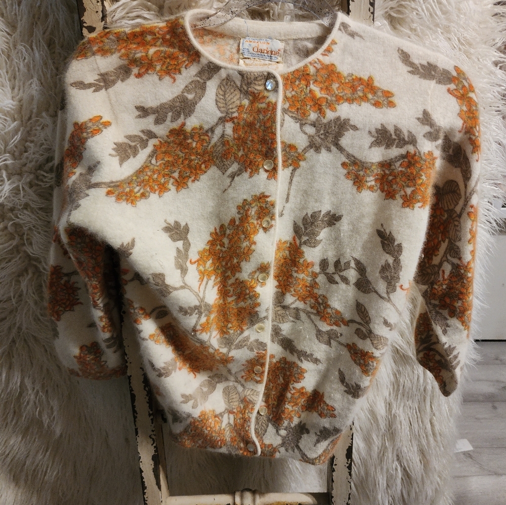 Angora rabbit hair and lamb wool cardigan